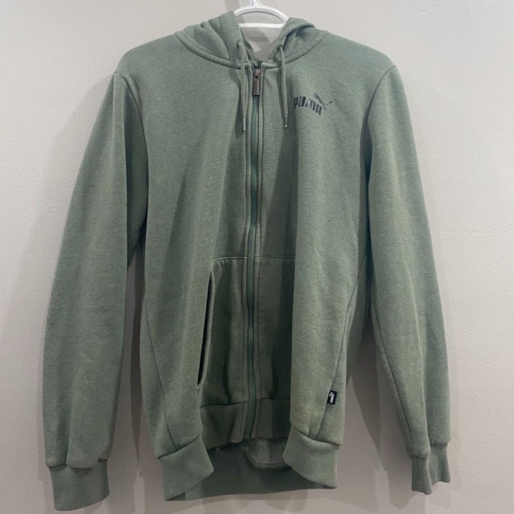 green puma zip up